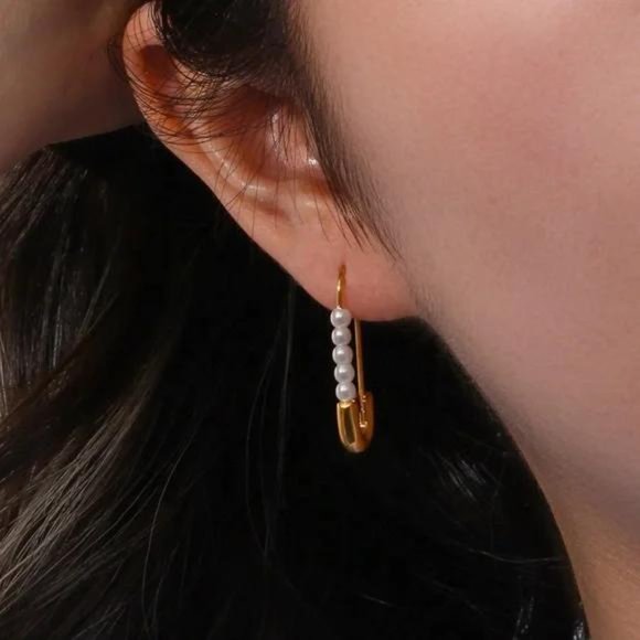 New 18K Gold Pearl Minimalist Earrings, NICE EARRINGS, CUTE EARRINGS - Picture 3 of 8